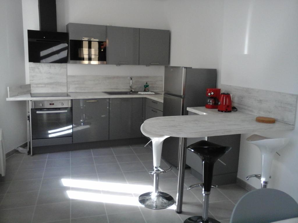 Apartamento Colombe LʼIsle-sur-la-Sorgue Exterior foto